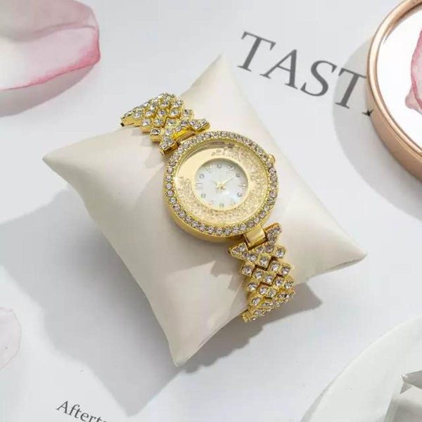 Popular Fashion Diamond Women’s Watch Quartz Leisure Watches For Women Luxury Watch.